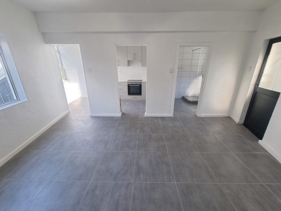 To Let 1 Bedroom Property for Rent in Tamboerskloof Western Cape